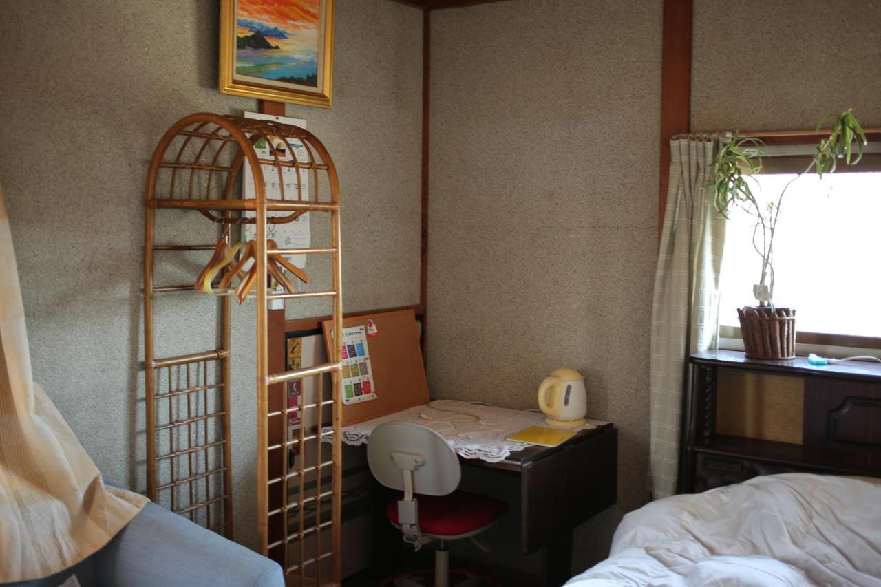 Hojo Suigun Youth Hostel Matsuyama  Esterno foto