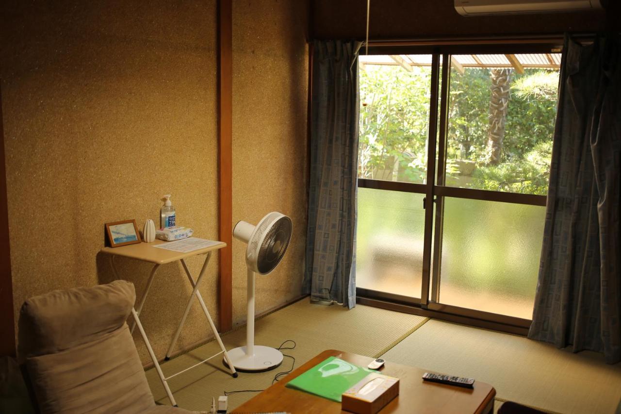 Hojo Suigun Youth Hostel Matsuyama  Esterno foto