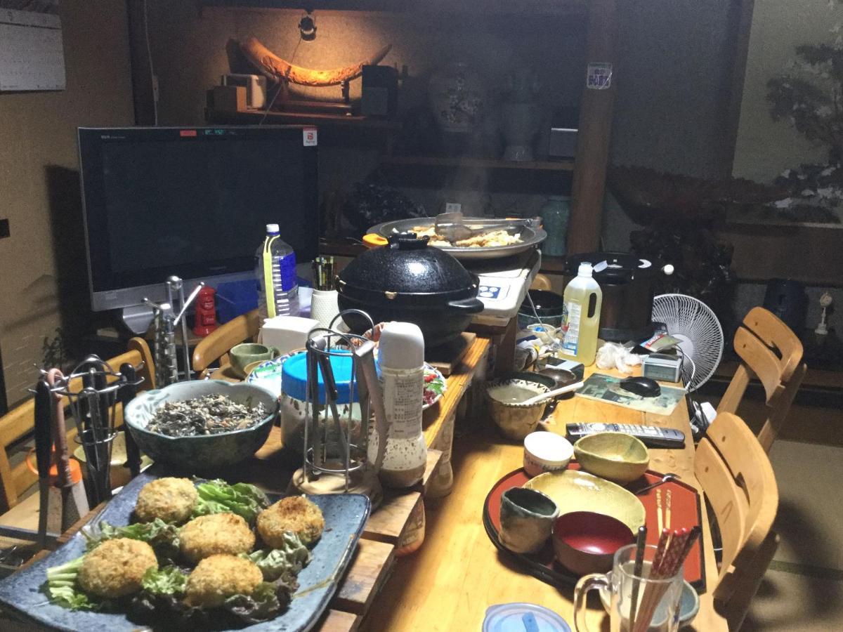 Hojo Suigun Youth Hostel Matsuyama  Esterno foto