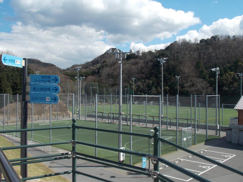 Hojo Suigun Youth Hostel Matsuyama  Esterno foto